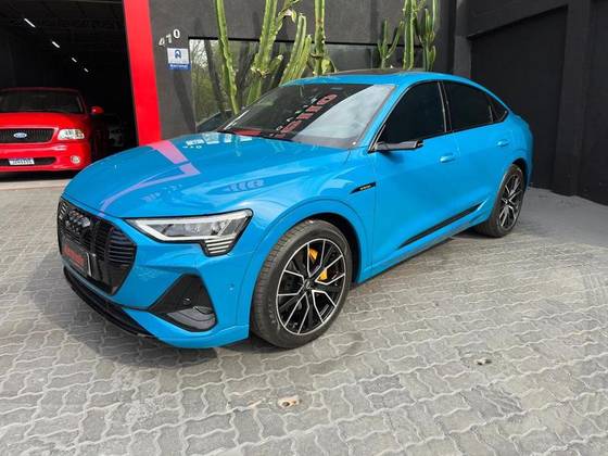 AUDI E-TRON ELÉTRICO SPORTBACK PERFORMANCE BLACK QUATTRO